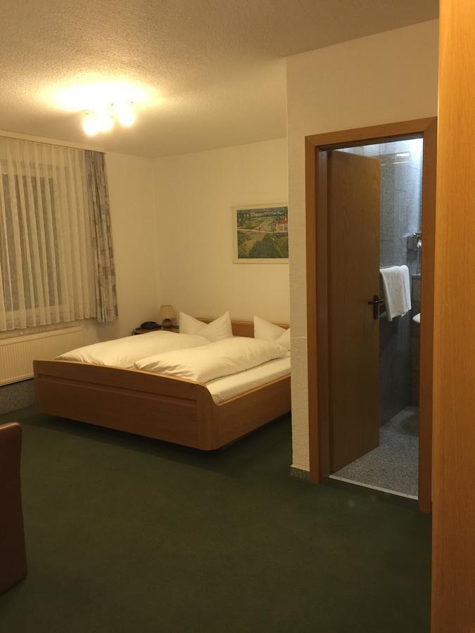 Hotel "Am Bergpark" Neue Drusel คาสเซล ภายนอก รูปภาพ